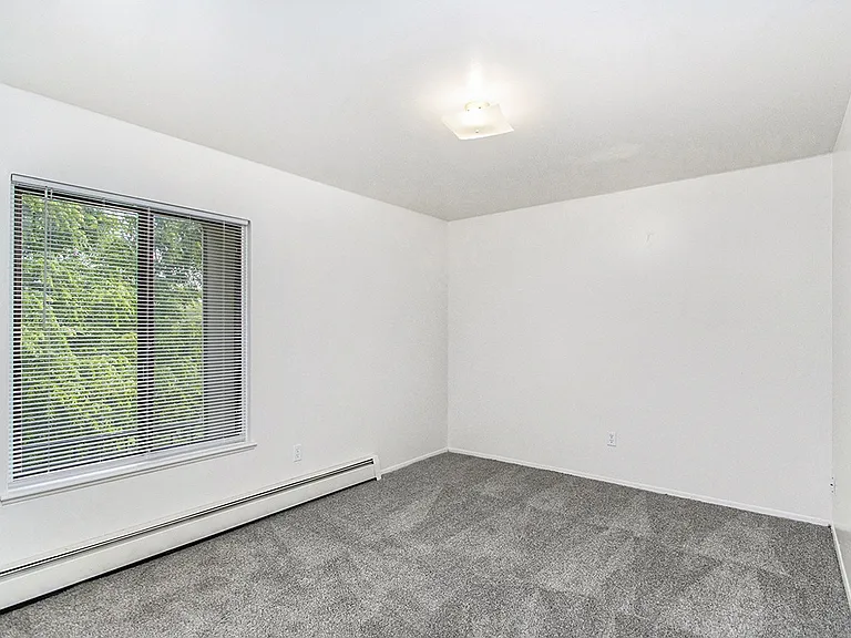 Concord Place Apartments — Photo 22