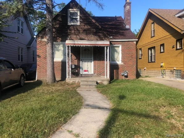 9235 Pinehurst St, Detroit, MI 48204