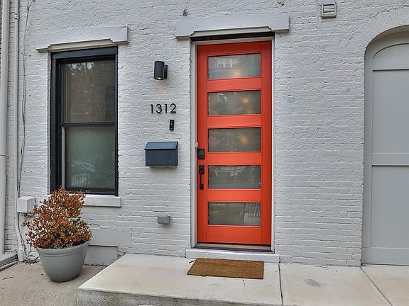 3rd image of 1310-1312 Broadway St