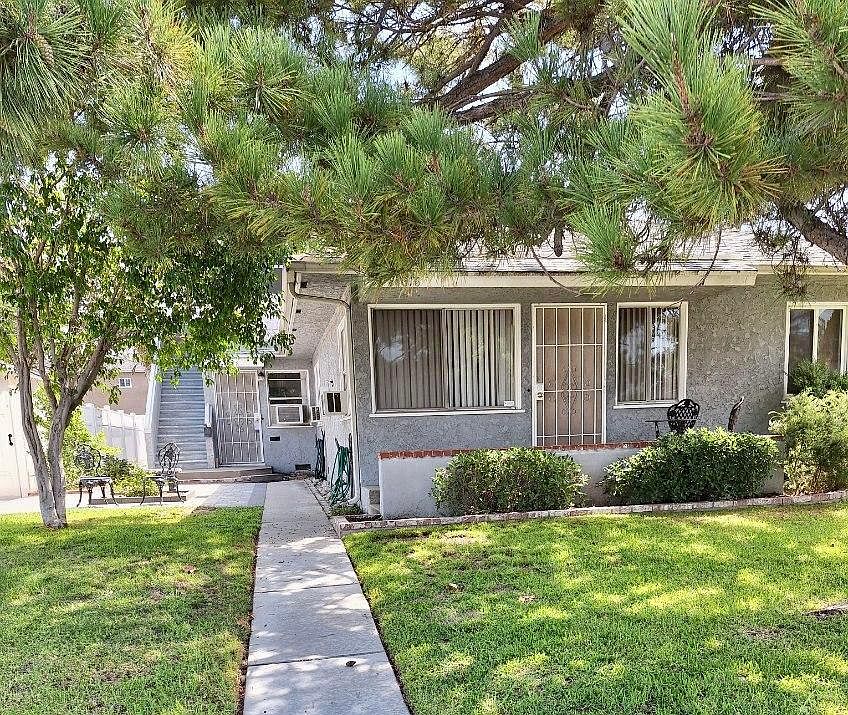 1st image of 1618 N Hollywood Way