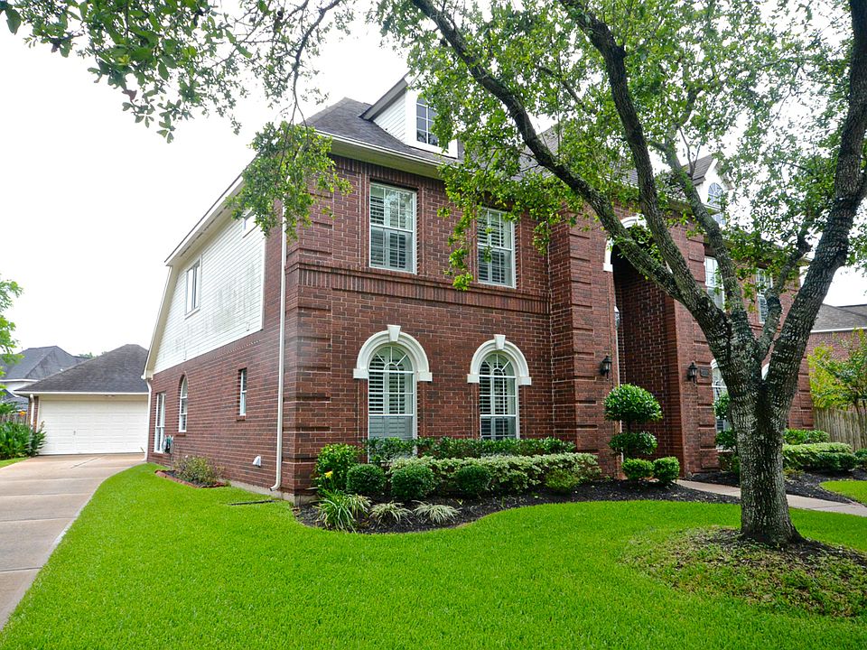 2nd image of 4815 Periwinkle Ct