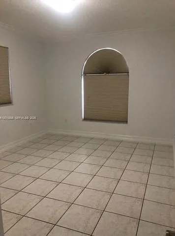 9910 SW 23rd St — Photo 8