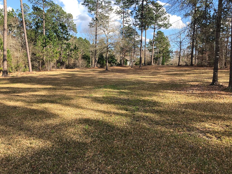2nd image of 143 Lake Ridge Dr