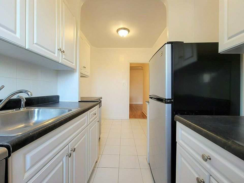 1st image of 4915 Skillman Ave APT 3B