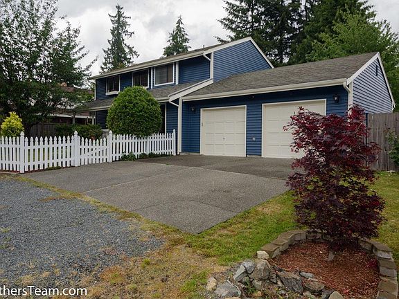5th image of 909 103rd Dr SE