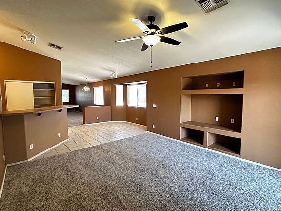 5th image of 2735 S Milburn