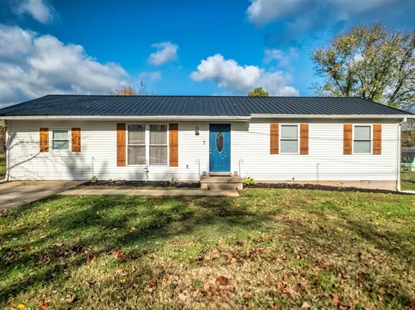 211 Longview Dr, Russellville, KY 42276