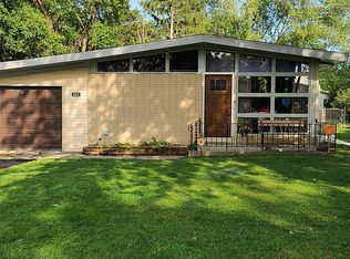 803 Grant St, Harvard, IL 60033