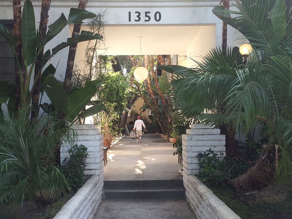 Front entry from street