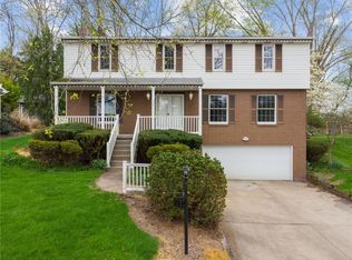 212 Red Oak Dr, Pittsburgh, PA 15239