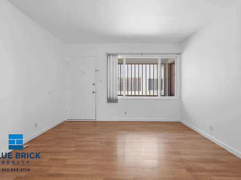 5642 Laurel Canyon Blvd #B — Photo 11