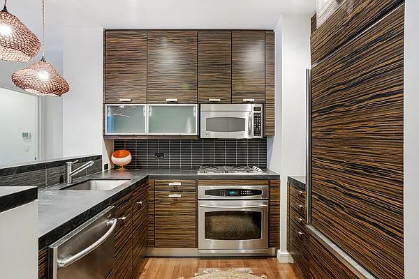 Sold by Compass | media 3