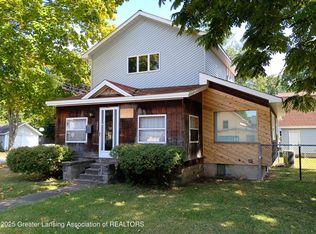 601 S Cochran Ave, Charlotte, MI