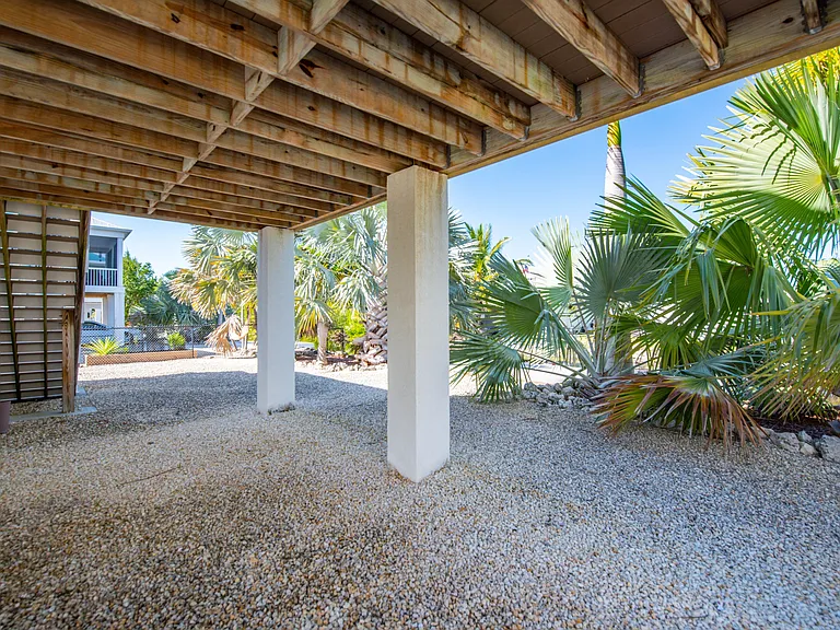 27235 Mariposa Rd — Photo 4