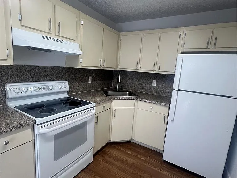 6141 W 22nd Ct #202 — Photo 1