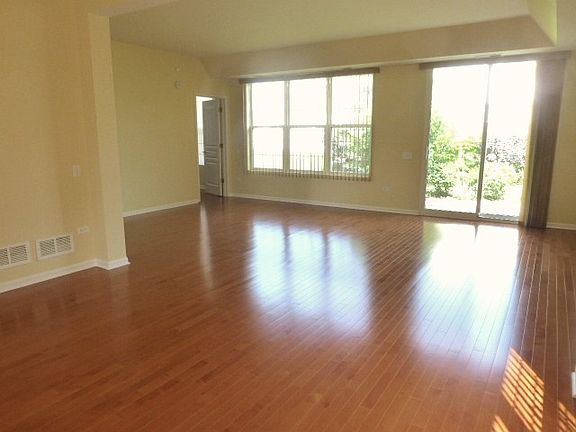 4th image of 11688 Tanglewood Ln
