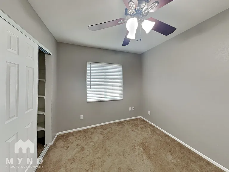 1014 W Malibu Dr — Photo 12