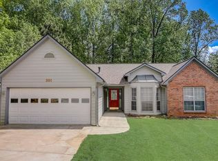 201 Clarion Rd, Lawrenceville, GA 30043