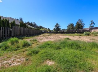 765 Edwards Ave, Coos Bay, OR 97420