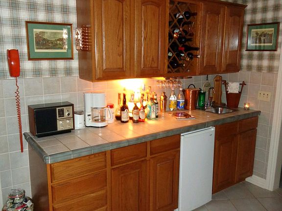 Wine Wet Bar