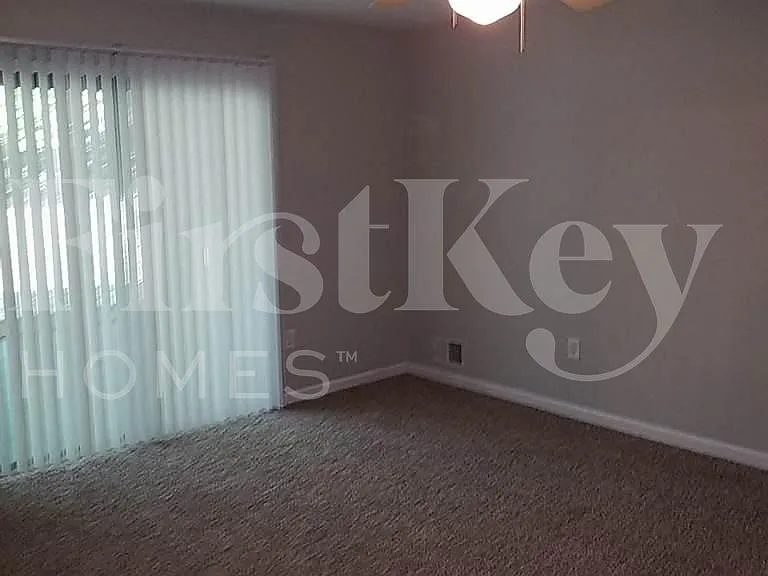 4275 Red Fox Trl — Photo 6