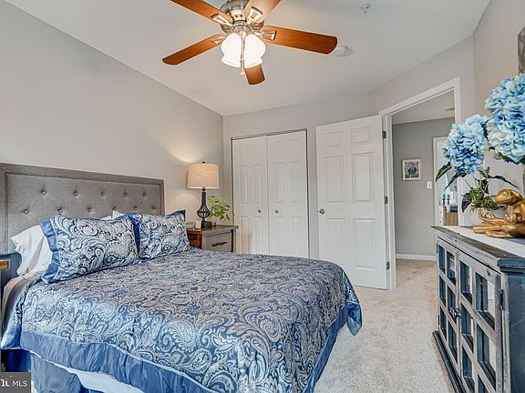 5th image of 4731 Thornbury Dr
