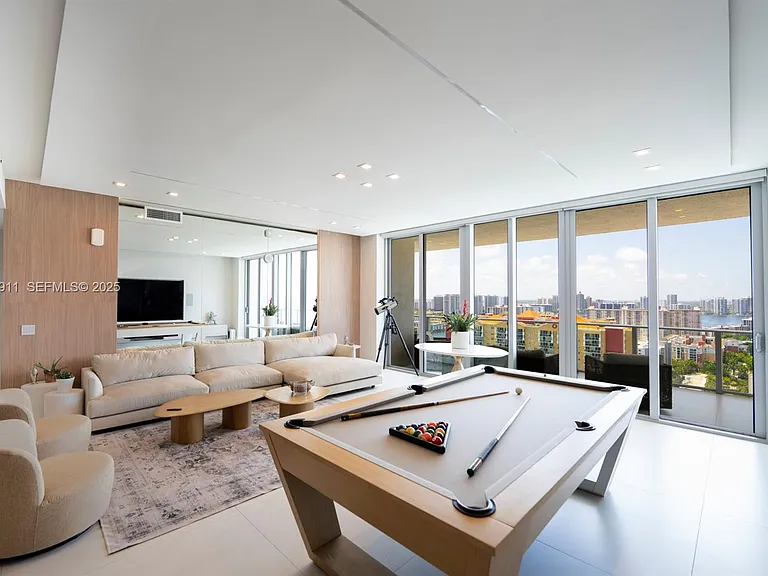 330 Sunny Isles Blvd #5-UPH03 — Photo 8