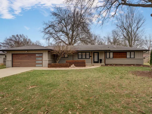 1910 S Saratoga Avenue, Springfield, MO 65804
