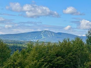 59 Garden Loop Road, Winhall, VT 05340