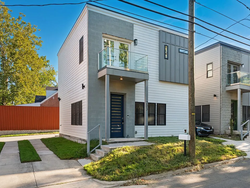 203 Nelson St