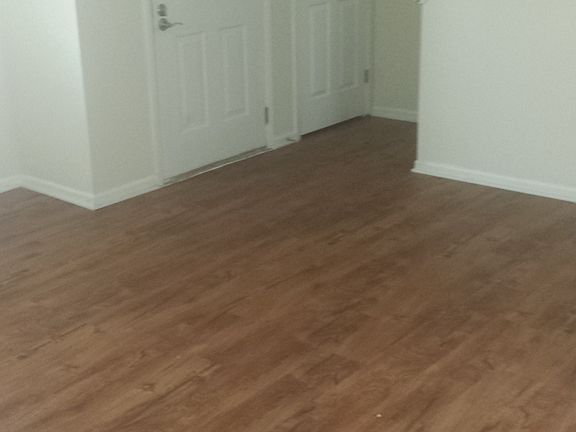 Hard wood laminate flooring