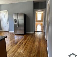 12 Sherman St #1, Worcester, MA 01610