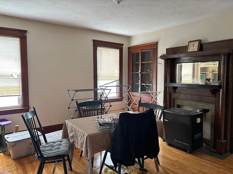 189 Grove — Photo 17