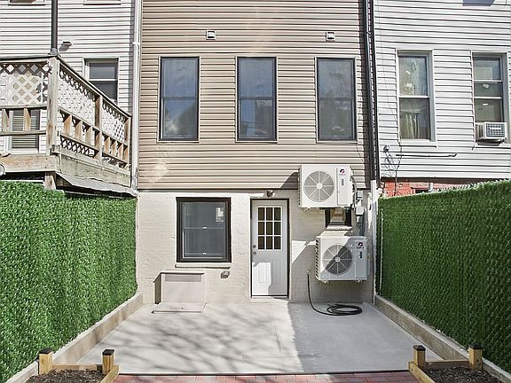 5th image of 398 Prospect Ave #1