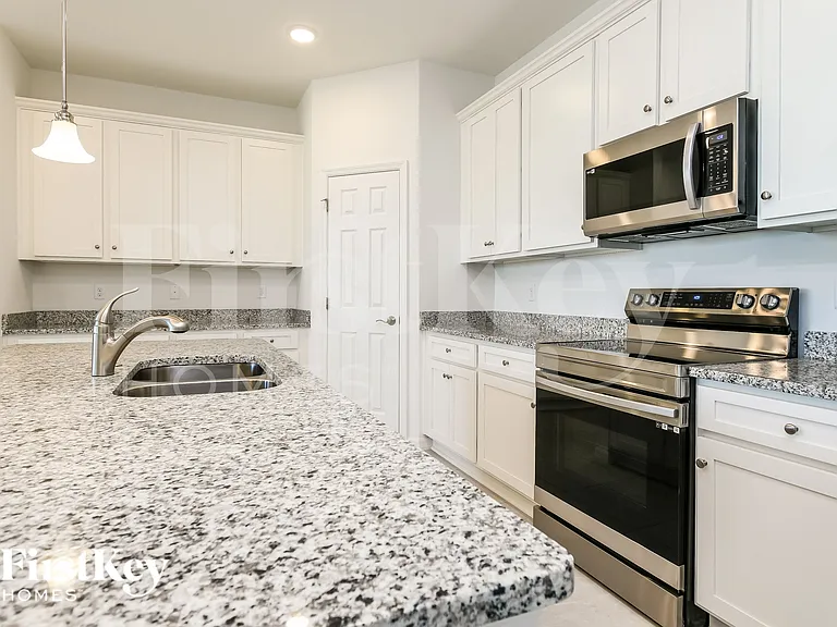 1260 Spokane Point — Photo 7