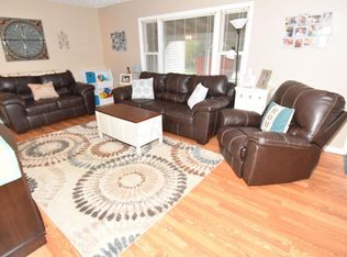 8117 Outville Rd SW, Pataskala, OH 43062