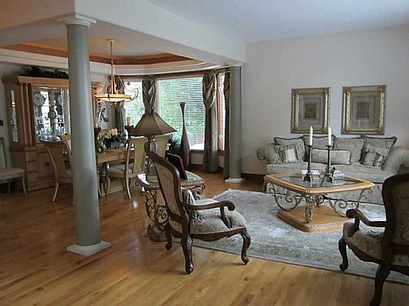4th image of 2393 Merrimont Dr