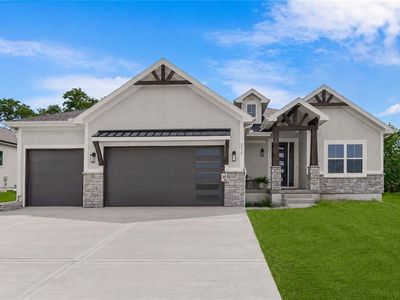 2616 NE Woodland Oak Dr, Lees Summit, MO, 64086