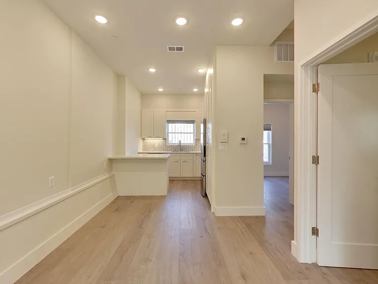 225 Duboce Ave #1 — Photo 6