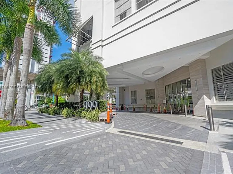 999 SW 1st Ave #CU-2214 — Photo 33