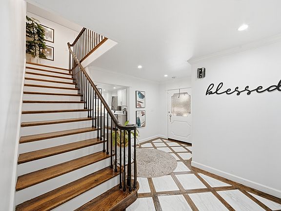 5th image of 5008 S Irvington Pl