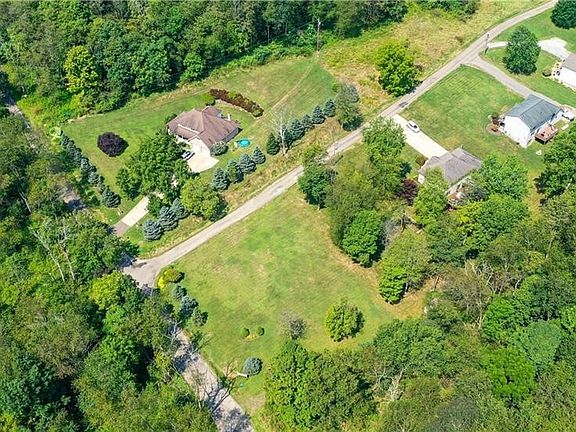 3rd image of Bryden Rd Lot 40