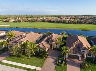 12594 Fenhurst Way, Naples, FL 34120