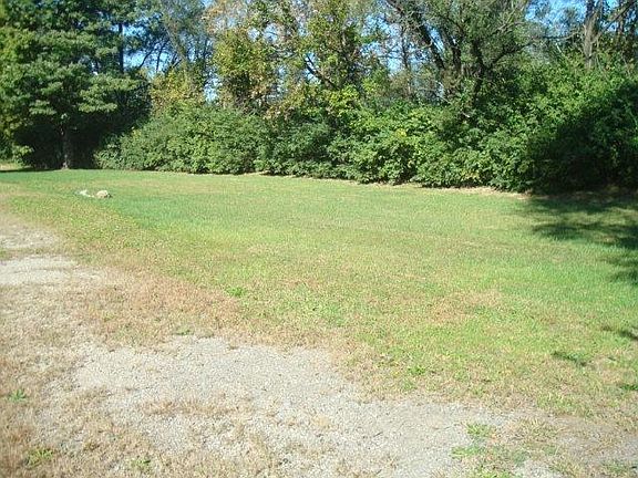 4th image of 2921 Omaha St