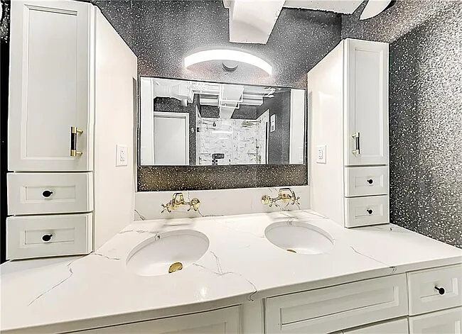 32 Peachtree St NW #1702 — Photo 10