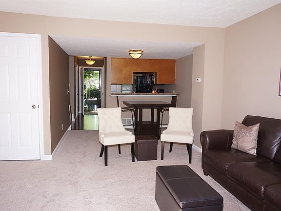 5th image of 9539 Cornell Ln #9-38
