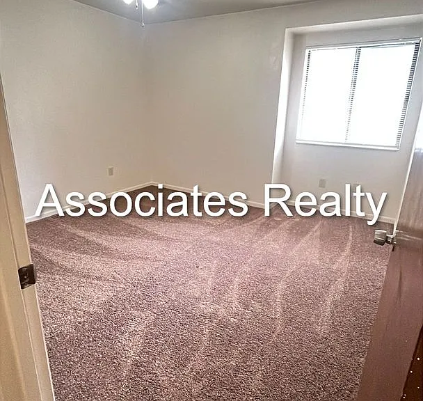 3600 SW 19th Ave #22 — Photo 9