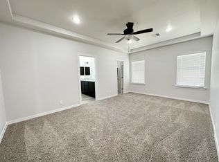 1107 Sky River St #4/3, El Paso, TX 79928