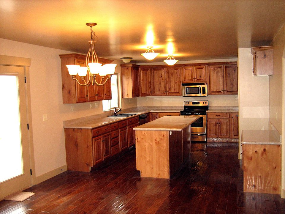 Beautiful kitchen.
