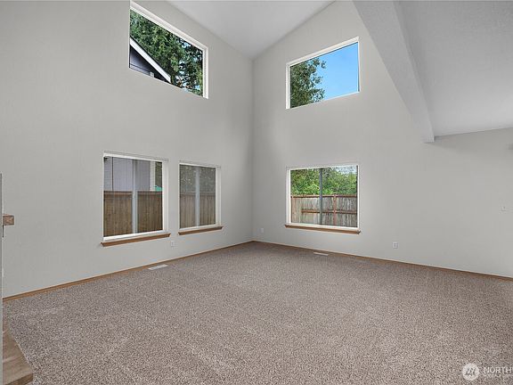 5th image of 1320 Mills Landing Court SE